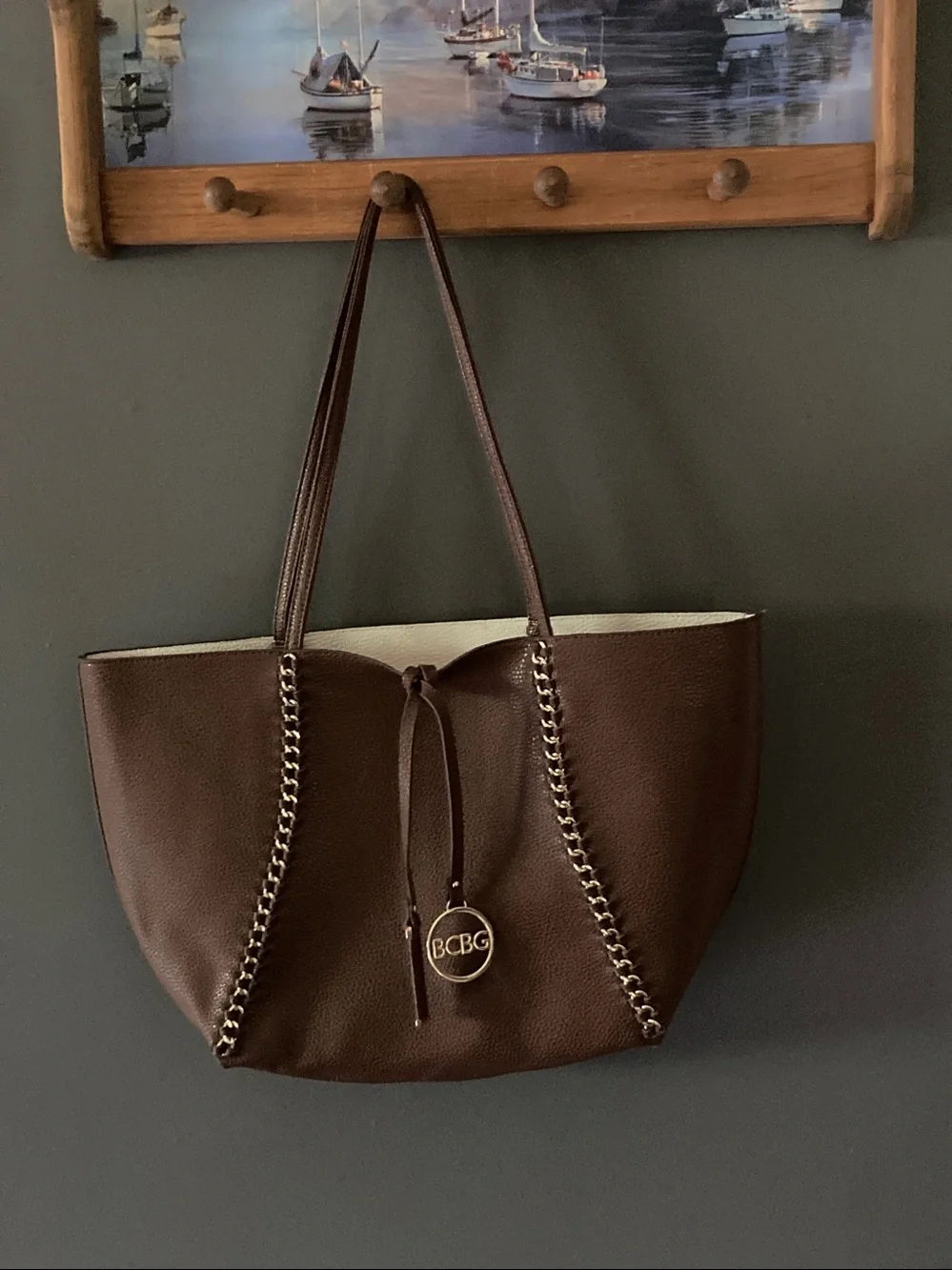 BCBG large brown purse excellent condition